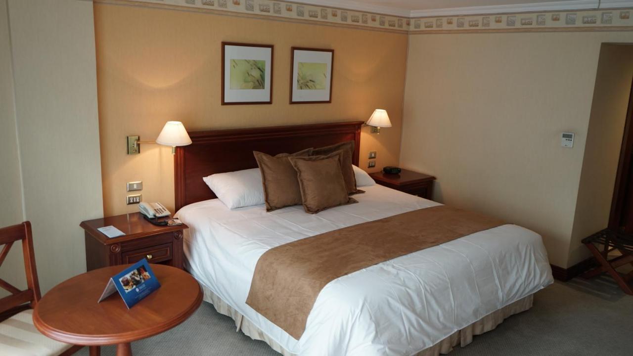 Hotel Emperador Ambato Exterior photo